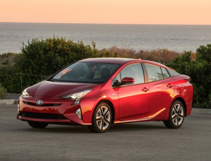 The 2016 Toyota Prius Has Expensive Windshield Problems