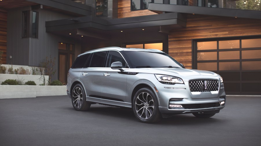 2020 Lincoln Aviator | Ford