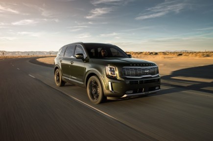 The Ford Expedition is an Overpriced Kia Telluride