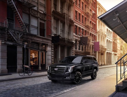 If You Can’t Afford the New Cadillac Escalade You Should Consider the 2015 Model