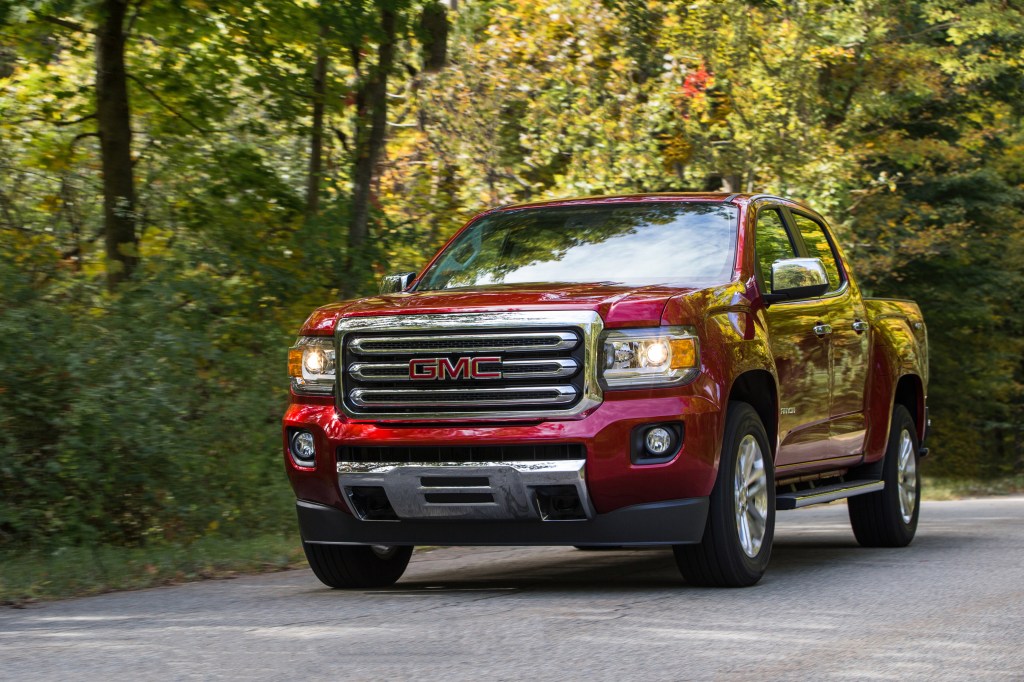 2019 GMC Canyon driving down the road 