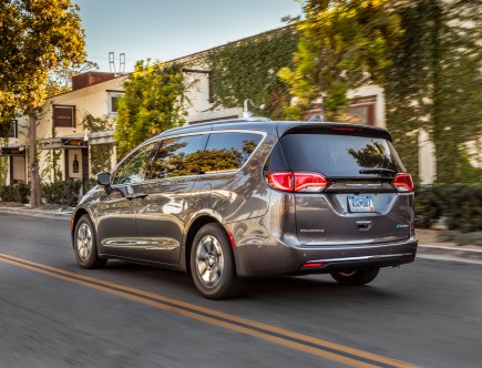 The Least Reliable 2020 Minivans Have the Highest Road Test Scores