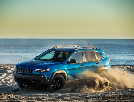 The Jeep Cherokee Leaves The Honda Passport In The Dust