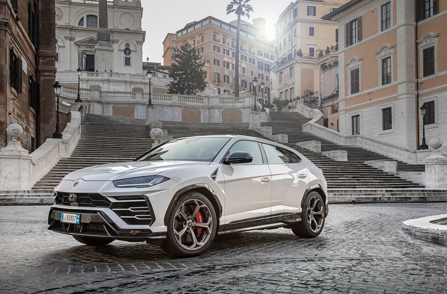 An image of a Lamborghini Urus SUV rolling down the road.