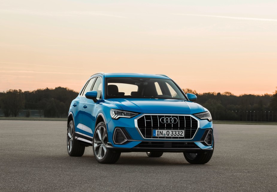 2019 Audi Q3 in  blue