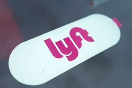 Hyundai Teams up With Lyft to Offer Owners a New Perk