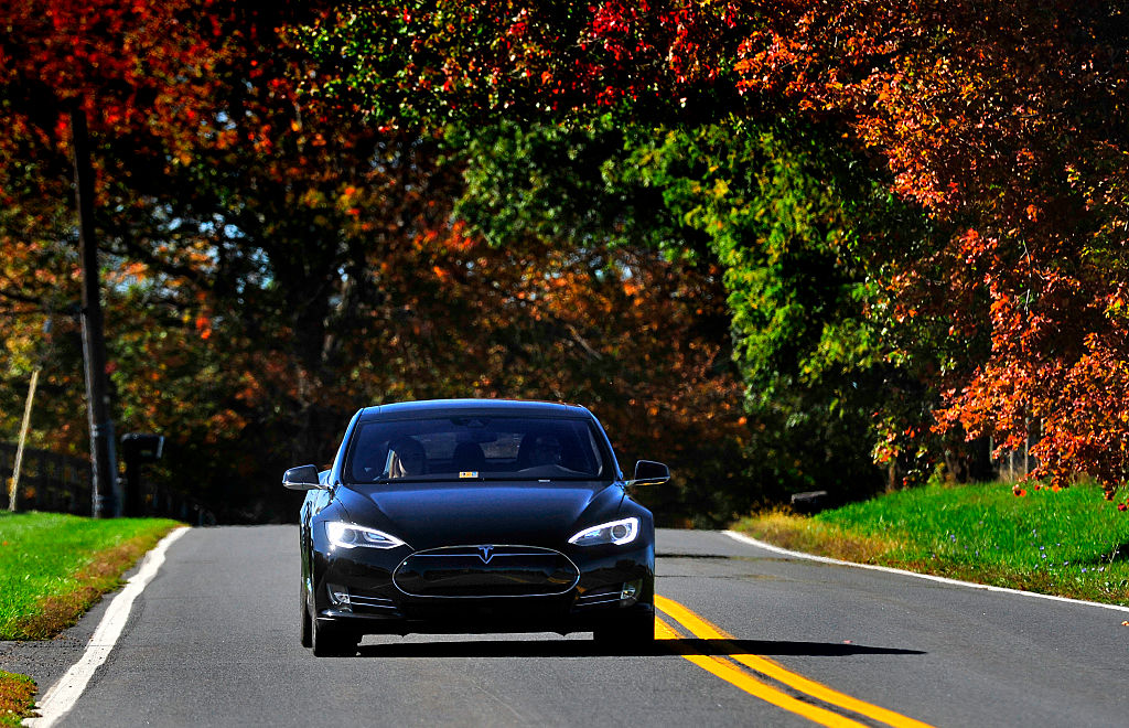Test Driving the Tesla Model S P90D