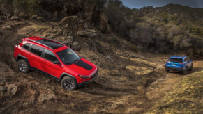 2020 Jeep Cherokee off-roading in mud