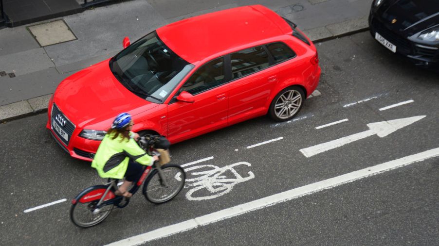 Driving with cyclists
