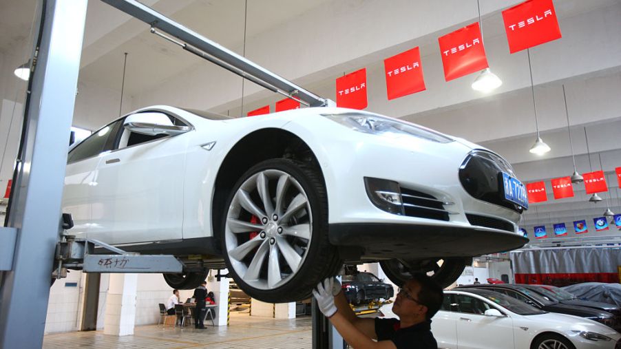 Tesla Sets Authorized Service Centers In China