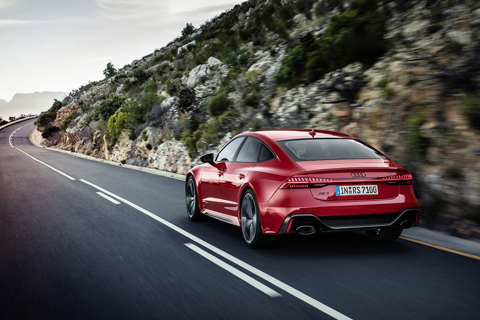 2020 Audi RS 7 Driving