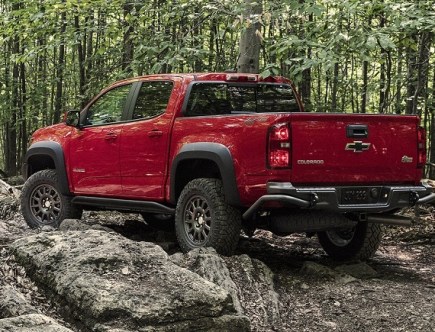 Can the Chevrolet Colorado Fit a Surfboard?
