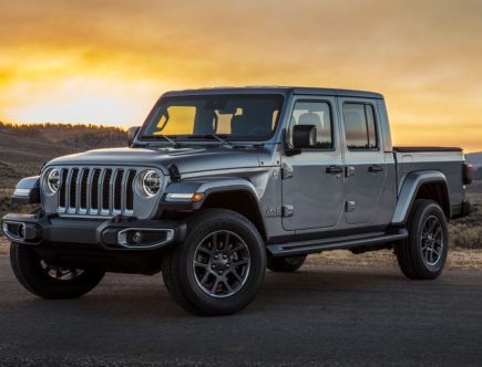 How Fast Is the Manual Transmission Jeep Gladiator?