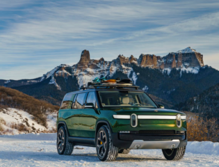 Rivian R1S Revealed––A Sneak Peek at the Launch Edition Configurator