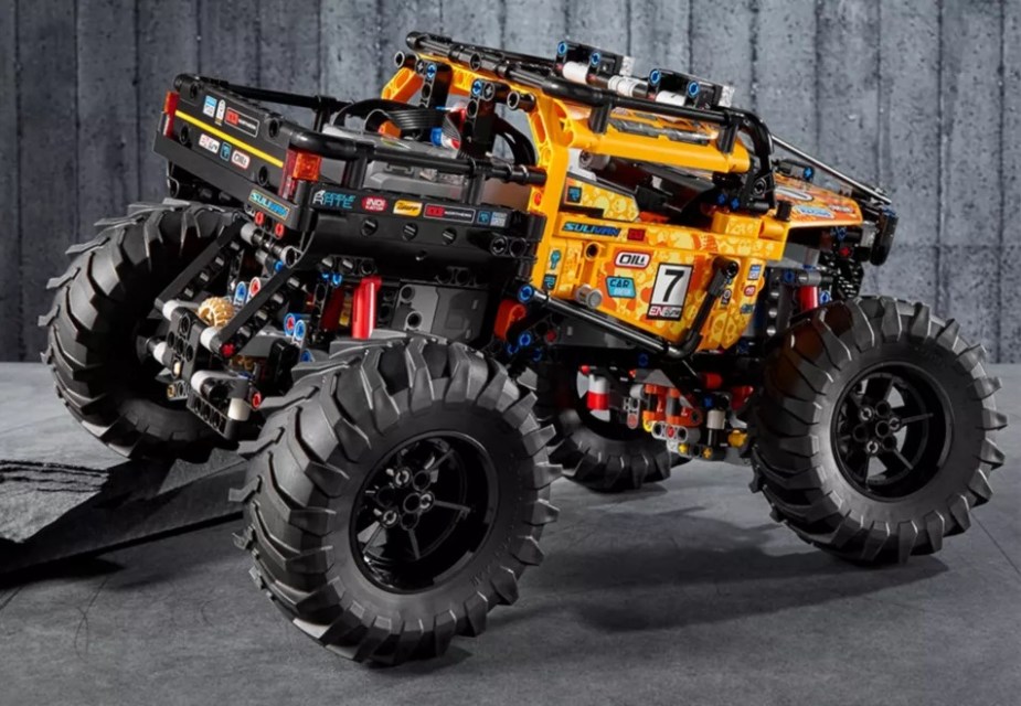 2019 Lego 4x4 Xtreme Off-Roader
