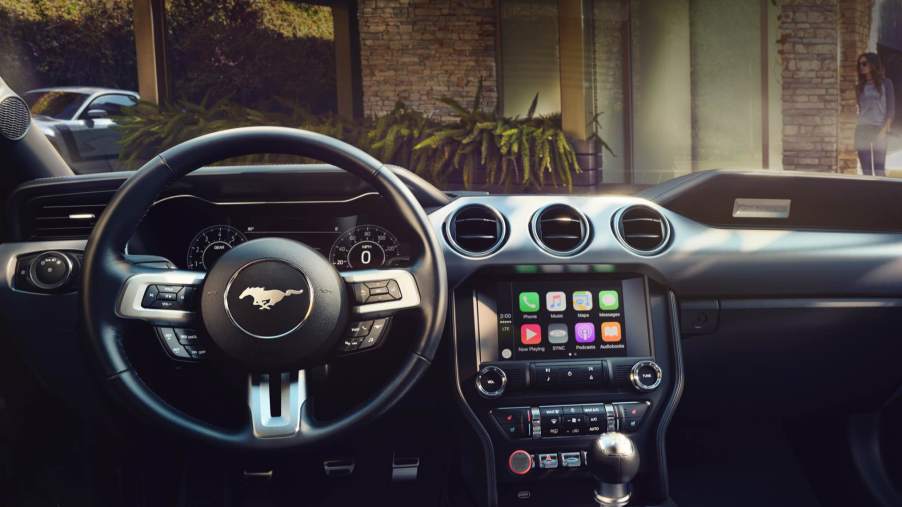 Ford SYNC 3 with Apple CarPlay
