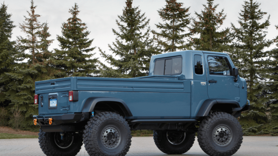 2013 Mighty FC Jeep | FCA-00