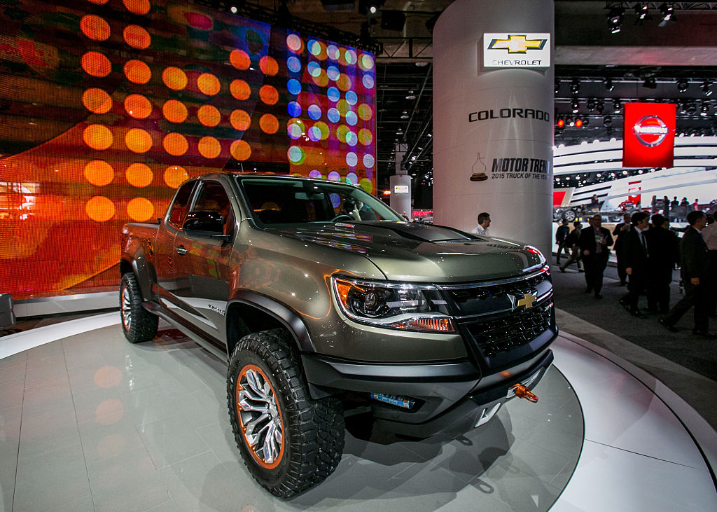 A 2015 Chevy Colorado on display at an auto show