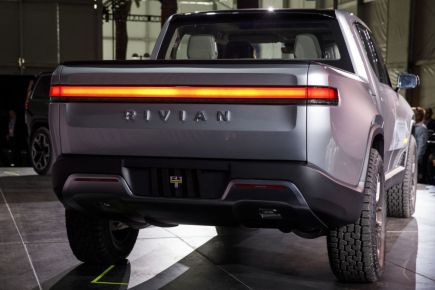 Rivian R1T and Tesla’s Cybertruck: Which Is Faster?