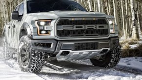 2018 Ford F-150 Raptor in the snow