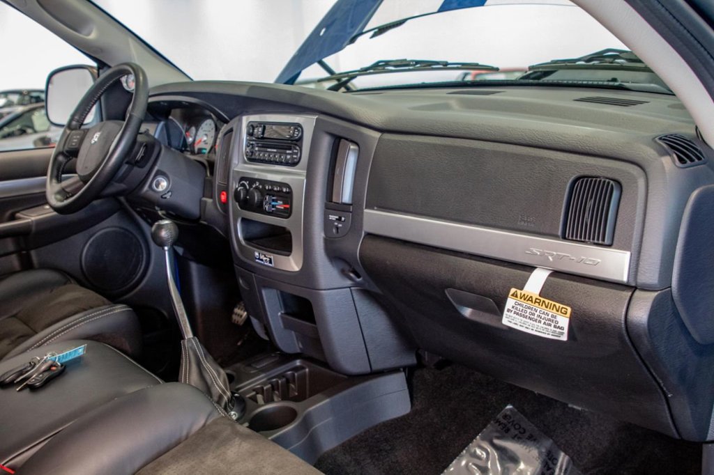 2004 Dodge Ram SRT-10 interior