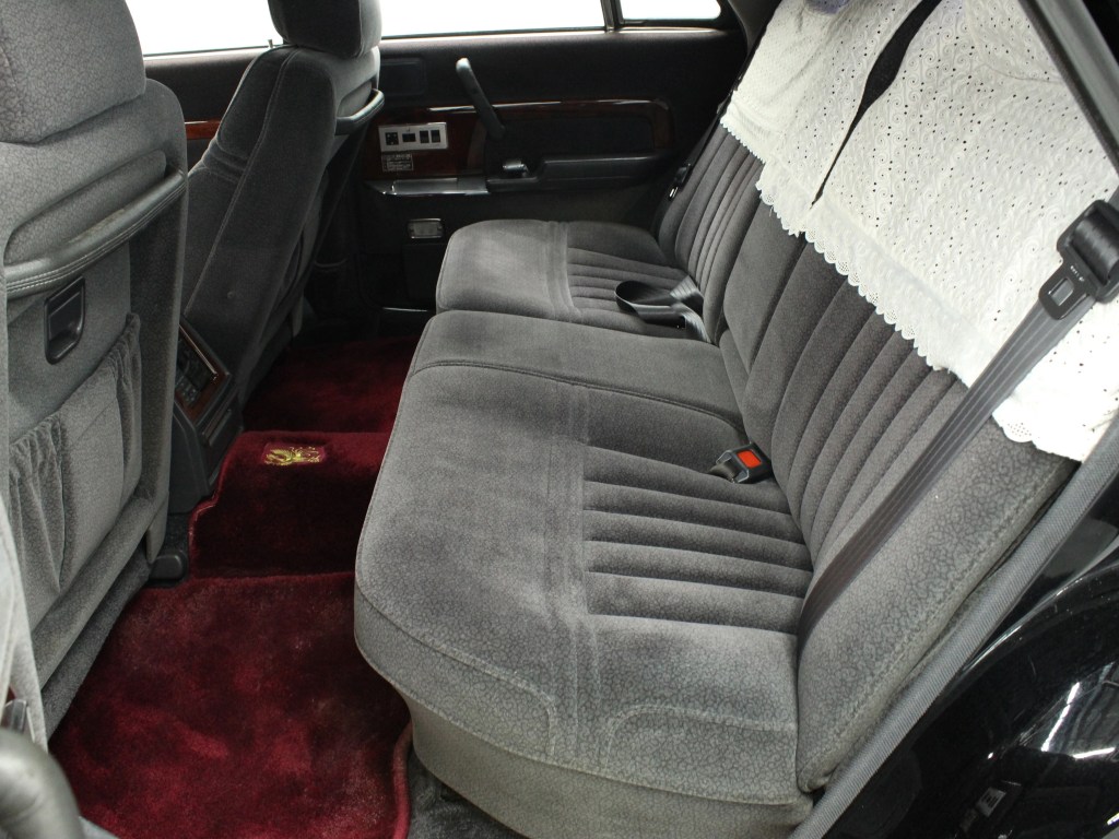 1991 Toyota Century interior rear