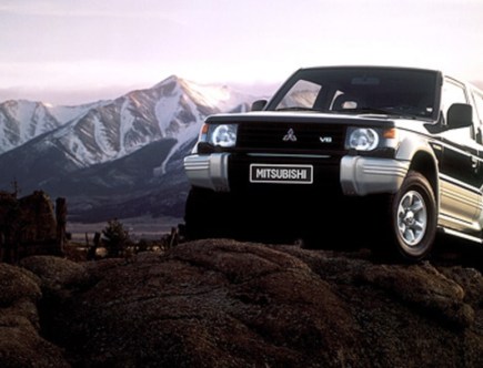 Why so Many People Are Buying 90s Mitsubishi SUVs