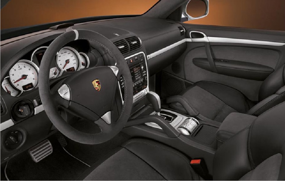 2010 Porsche Cayenne Transsyberia interior