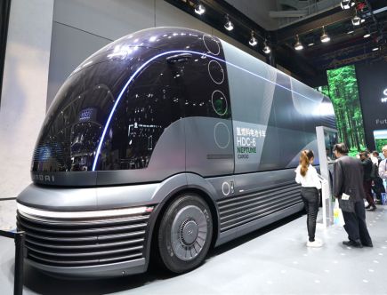 Is This Hyundai Semi-Truck the Future of the Commercial Trucking Industry?