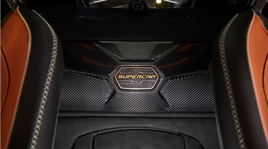 Lamborghini Sian close-up