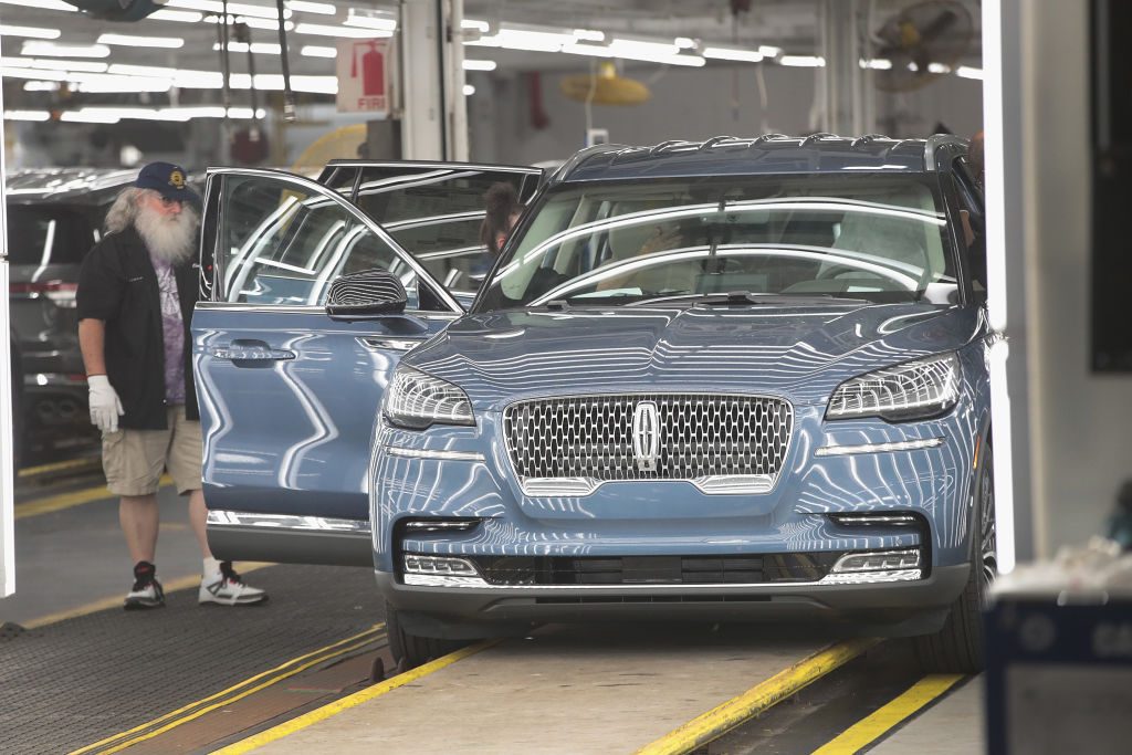 A 2020 Lincoln Aviator in the factory