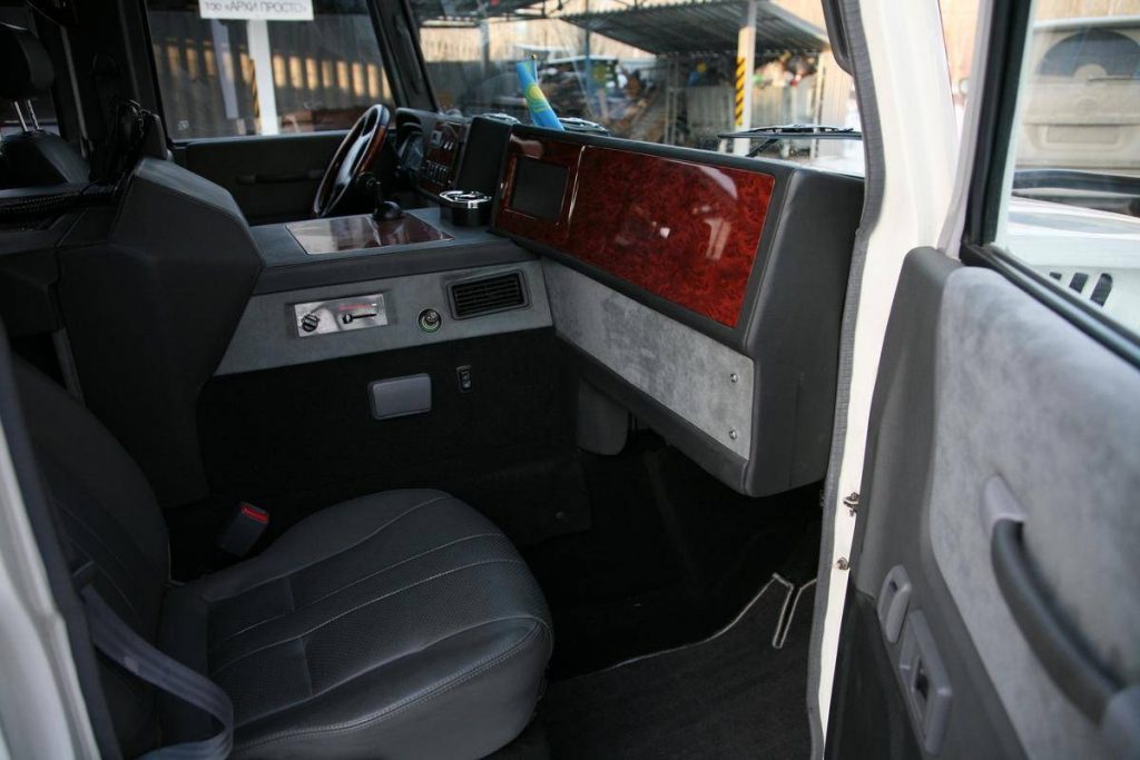 Toyota mega cruiser салон
