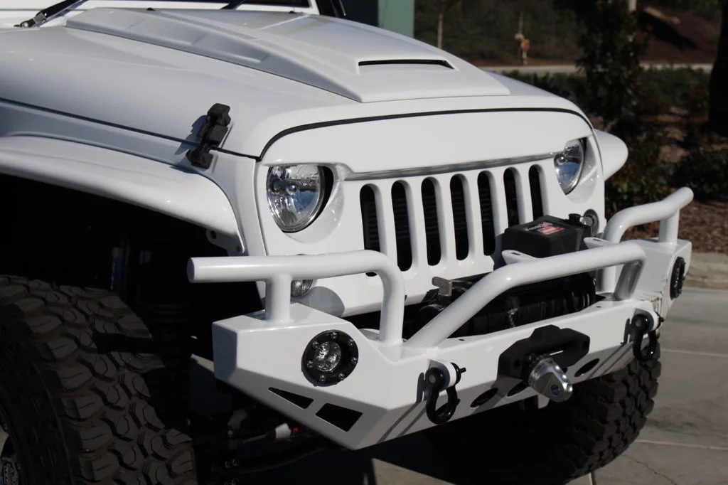 2016 Jeep Wrangler Unlimited six-wheeler grille and bumper
