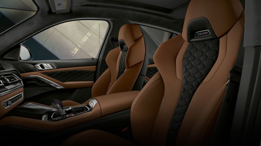 2020 BMW X6 M interior