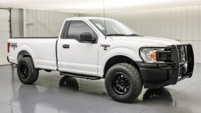 2020 Ford F-150 Cattleman side