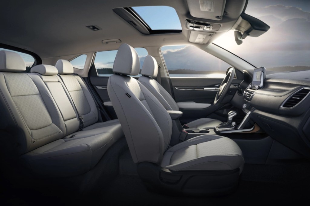 2021 Kia Seltos interior