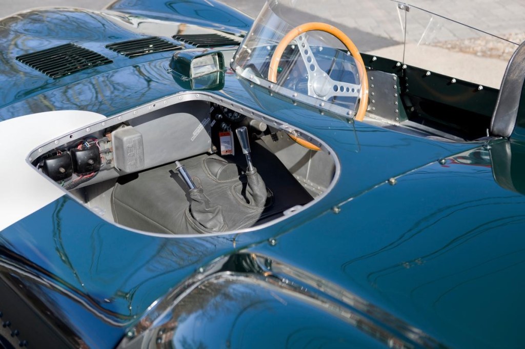 1965 Jaguar D-Type Tempero replica cockpit