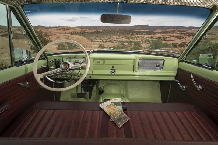 1965 Jeep Wagoneer Roadtrip interior