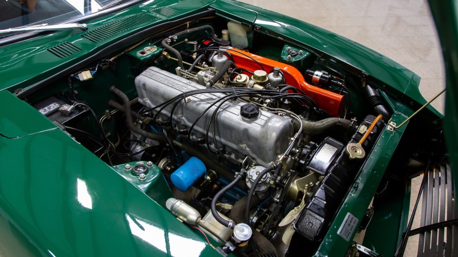 1971 Datsun 240Z engine bay