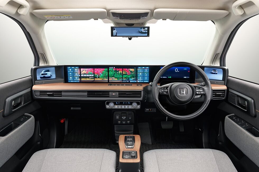 2020 Honda e interior
