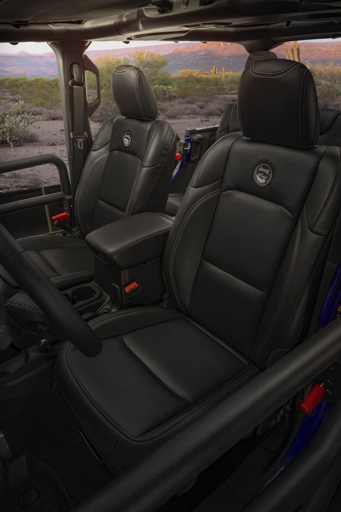 2020 Jeep Wrangler JPP20 interior seats