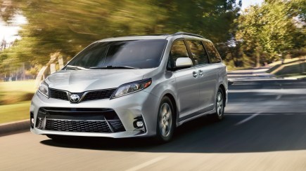 Honda Odyssey VS Toyota Sienna: Which Minivan is Better?