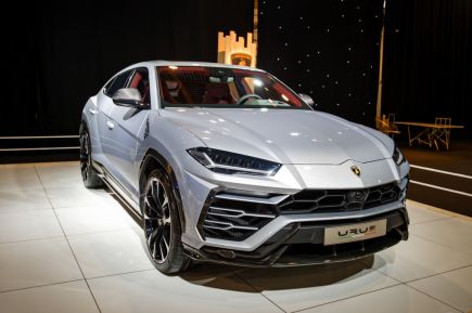 Is the Lamborghini Urus Too Complicated for Its Own Good?