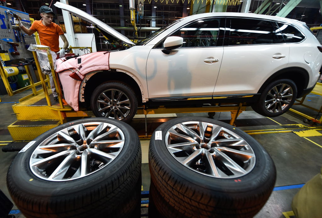 A Mazda CX-9 being repaired