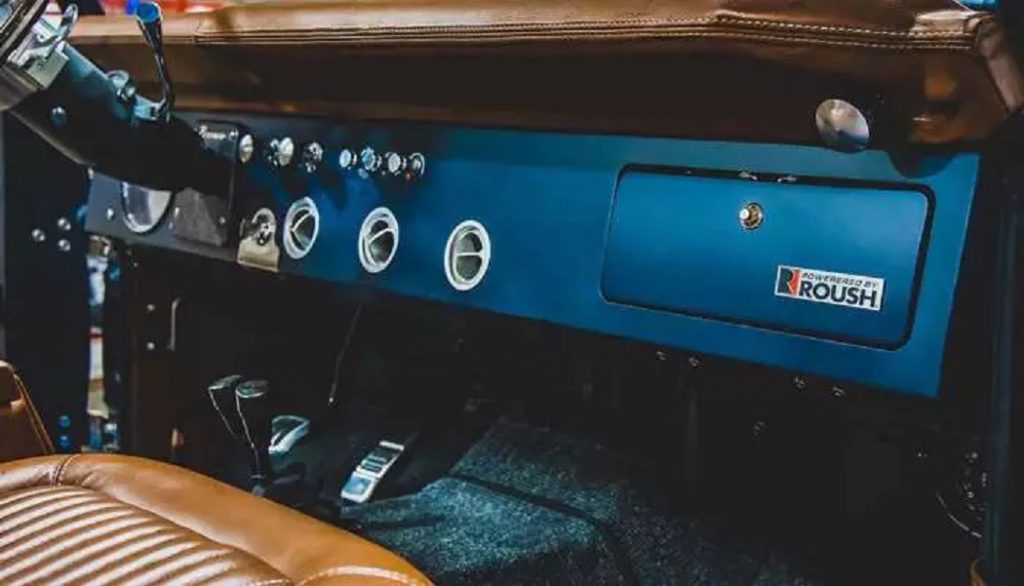 Roush-tuned Gateway Broncos Ford Bronco restomod interior