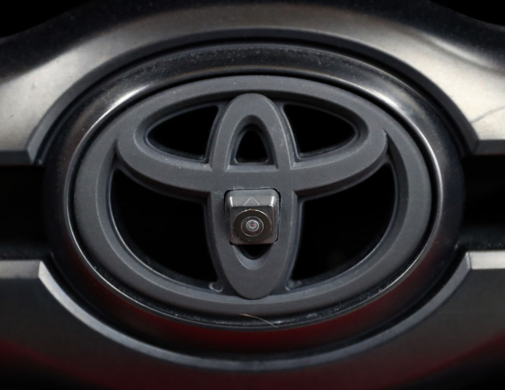 Toyota aftermarket camera