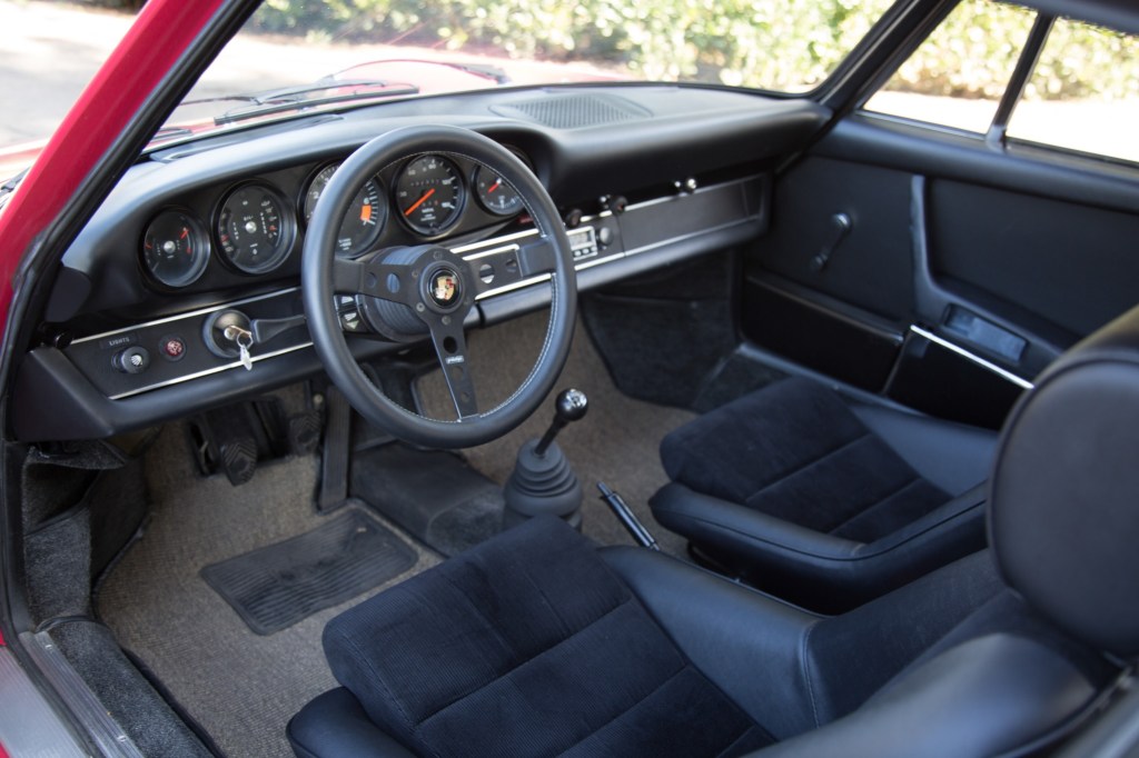 1973 Porsche 911T interior