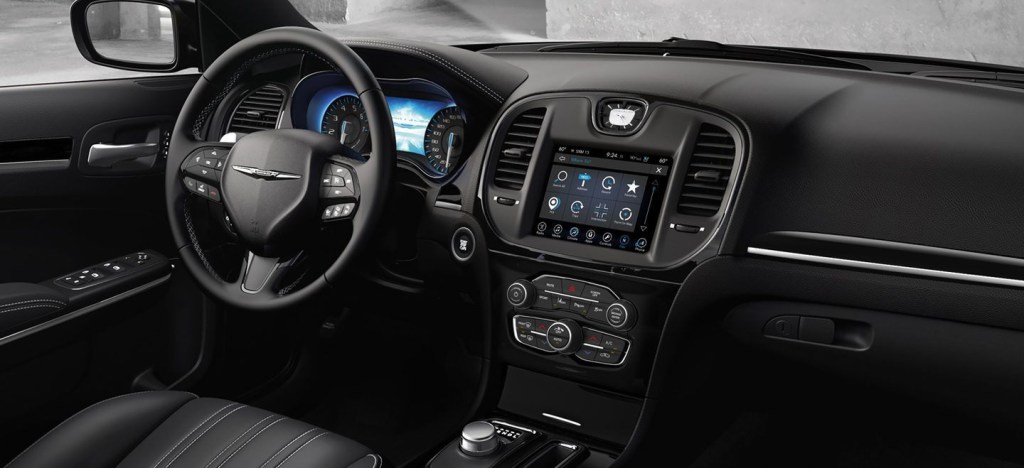 2020 Chrysler 300 interior