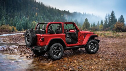 The Jeep Wrangler Mojave Will Jump Dunes With the Gladiator