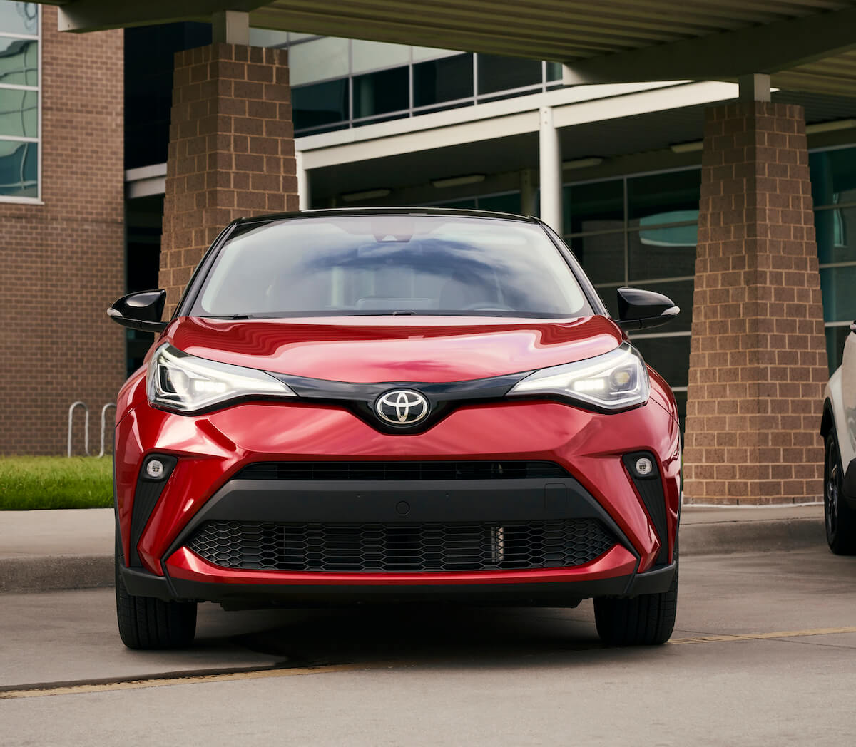 A head-on view of the 2020 Toyota C-HR